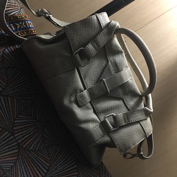 Bcbg cream snake embossed bag - Picture 4 of 5